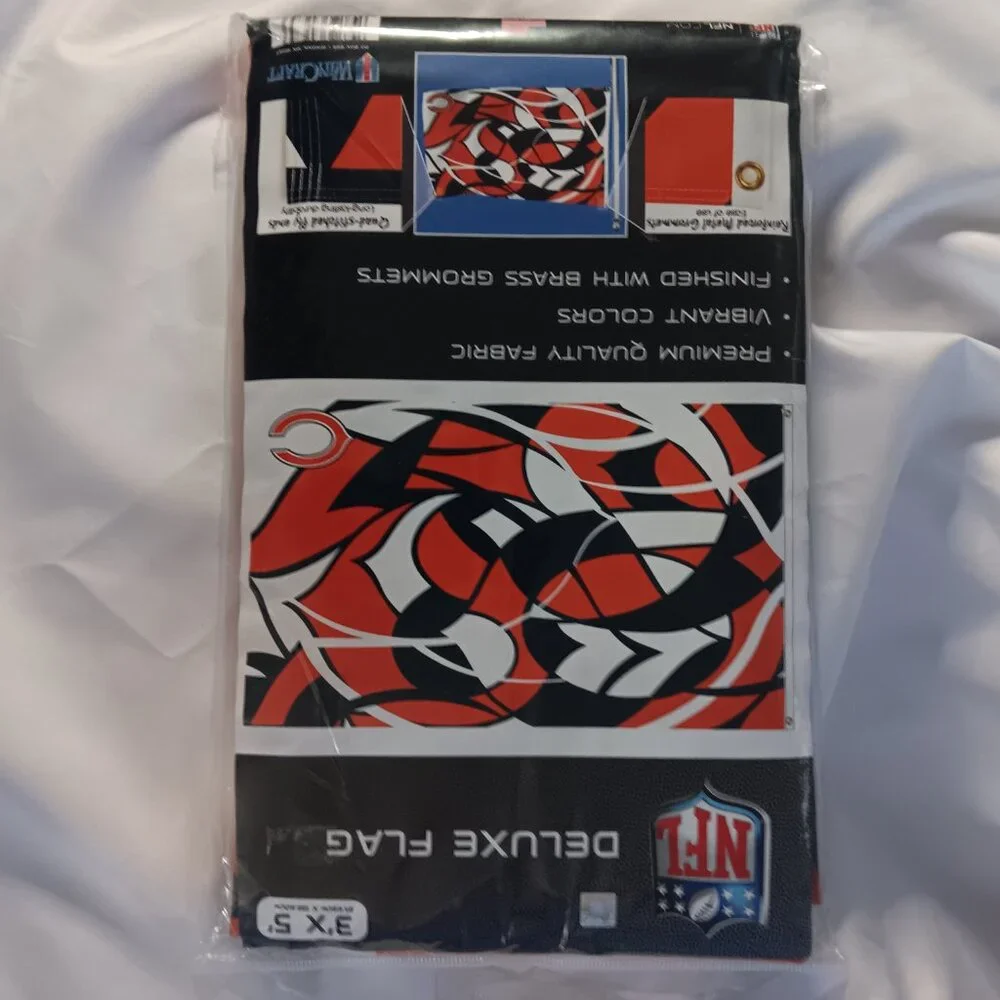 NEW Chicago Bears 3x5 NFL Flag Corner Logo Artistic Design Wincraft